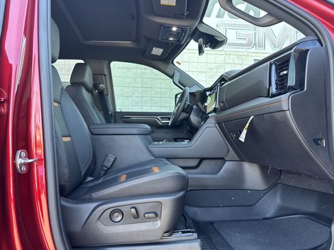 New 2025 GMC Sierra 2500 AT4 w/ AT4 Premium Plus Package image 41
