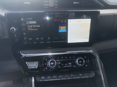 Used 2024 GMC Sierra 3500 Denali w/ Denali Reserve Package image 28