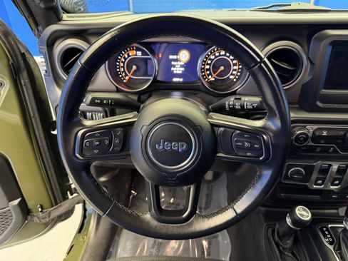 Used 2021 Jeep Wrangler Sport AWD/4WD image 14
