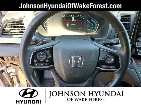Used 2018 Honda Odyssey EX-L image 22