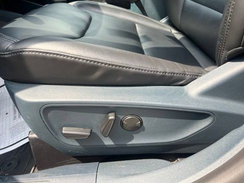 Used 2024 Ford Maverick Lariat w/ Black Appearance Package FWD image 20