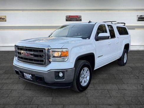 Used 2015 GMC Sierra 1500 SLE w/ SLE Value Package RWD image 3