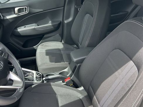 New 2026 Hyundai Venue SEL FWD image 7