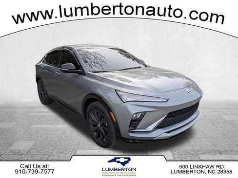 Used 2025 Buick Envista Sport Touring w/ Convenience I Package image 1