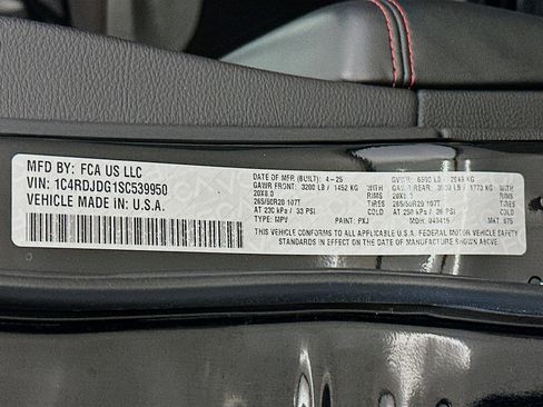 Used 2025 Dodge Durango GT image 12