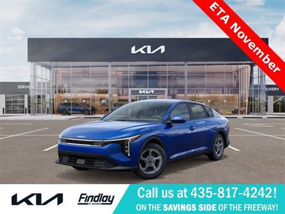 New 2025 Kia K4 LXS