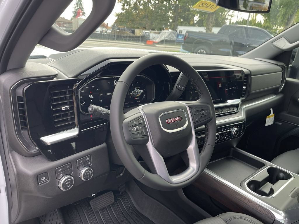 New 2026 GMC Sierra 3500 SLT w/ SLT Premium Package AWD/4WD image 10