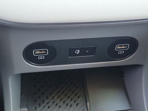 Certified 2024 Hyundai Ioniq 5 SEL RWD image 17
