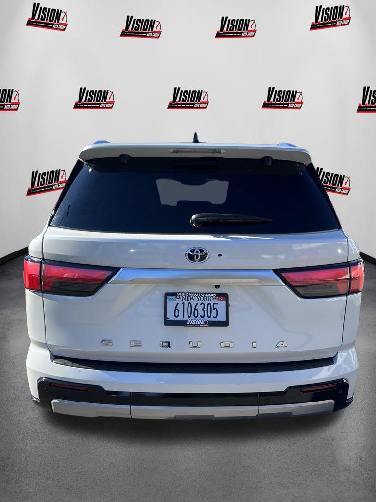 Used 2024 Toyota Sequoia Capstone AWD/4WD image 4