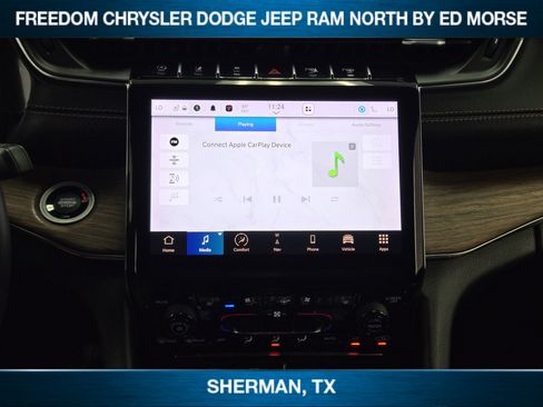 Used 2022 Jeep Grand Cherokee L Summit w/ Advanced Protech Group IV AWD/4WD image 11