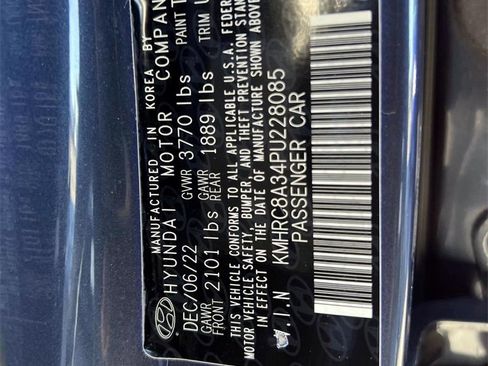 Certified 2023 Hyundai Venue Limited image 16