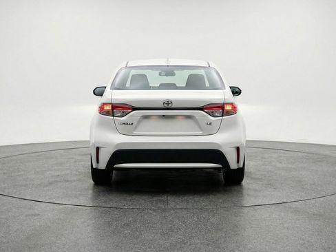 Used 2025 Toyota Corolla LE image 7