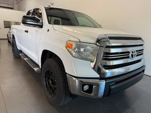 Used 2016 Toyota Tundra SR5 w/ SR5 Upgrade Package RWD image 4