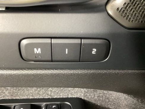 New 2026 Volvo XC40 B5 Ultra w/ Climate Package image 17