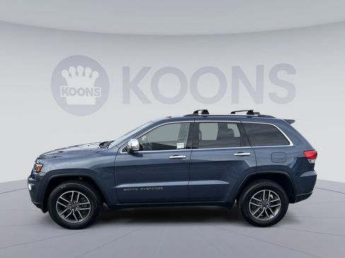Used 2019 Jeep Grand Cherokee Limited w/ Luxury Group II image 2