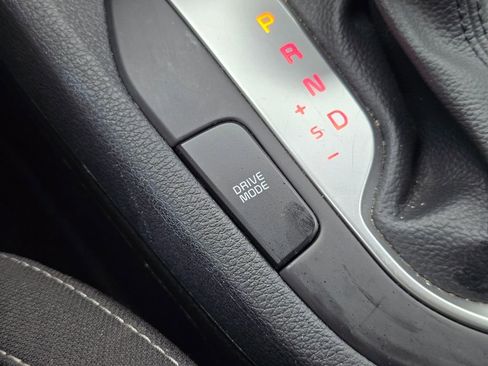 Certified 2024 Kia Forte LXS image 35