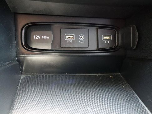 Used 2019 Hyundai Santa Fe SEL FWD image 22