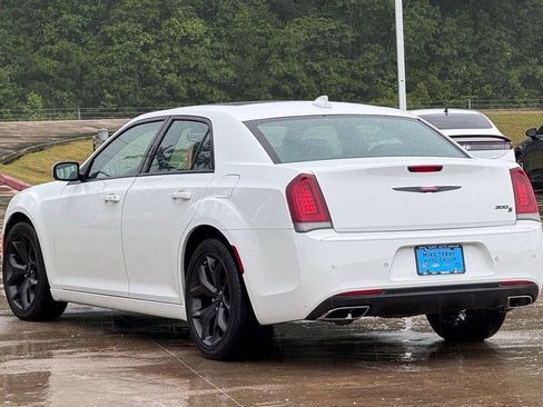 Used 2023 Chrysler 300 S RWD image 14