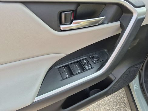Used 2021 Toyota RAV4 XLE Premium FWD image 14