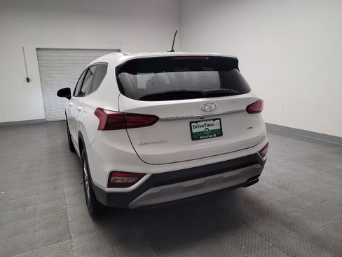 Used 2019 Hyundai Santa Fe SE image 6