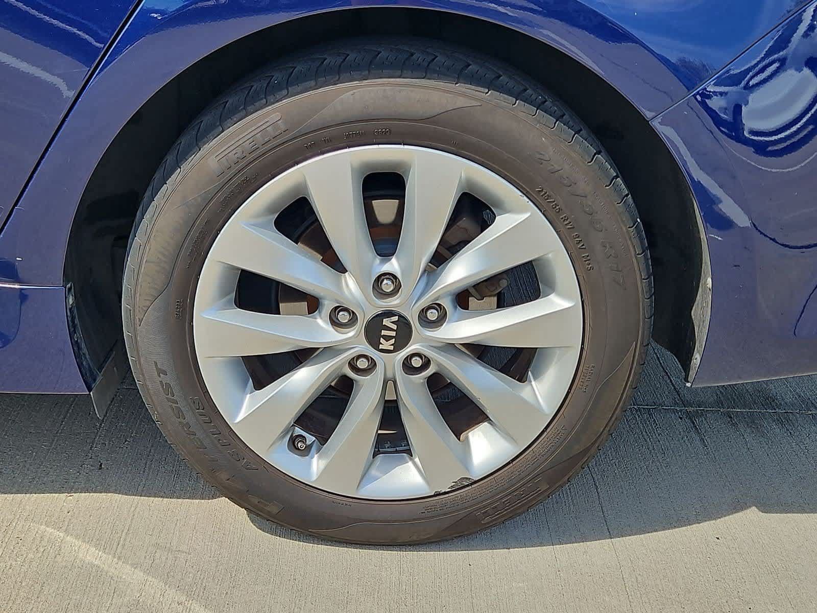Used 2018 Kia Optima S w/ Panoramic Sunroof Package FWD image 13