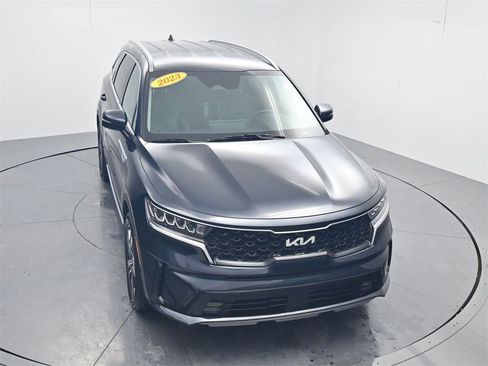 Certified 2023 Kia Sorento EX image 46