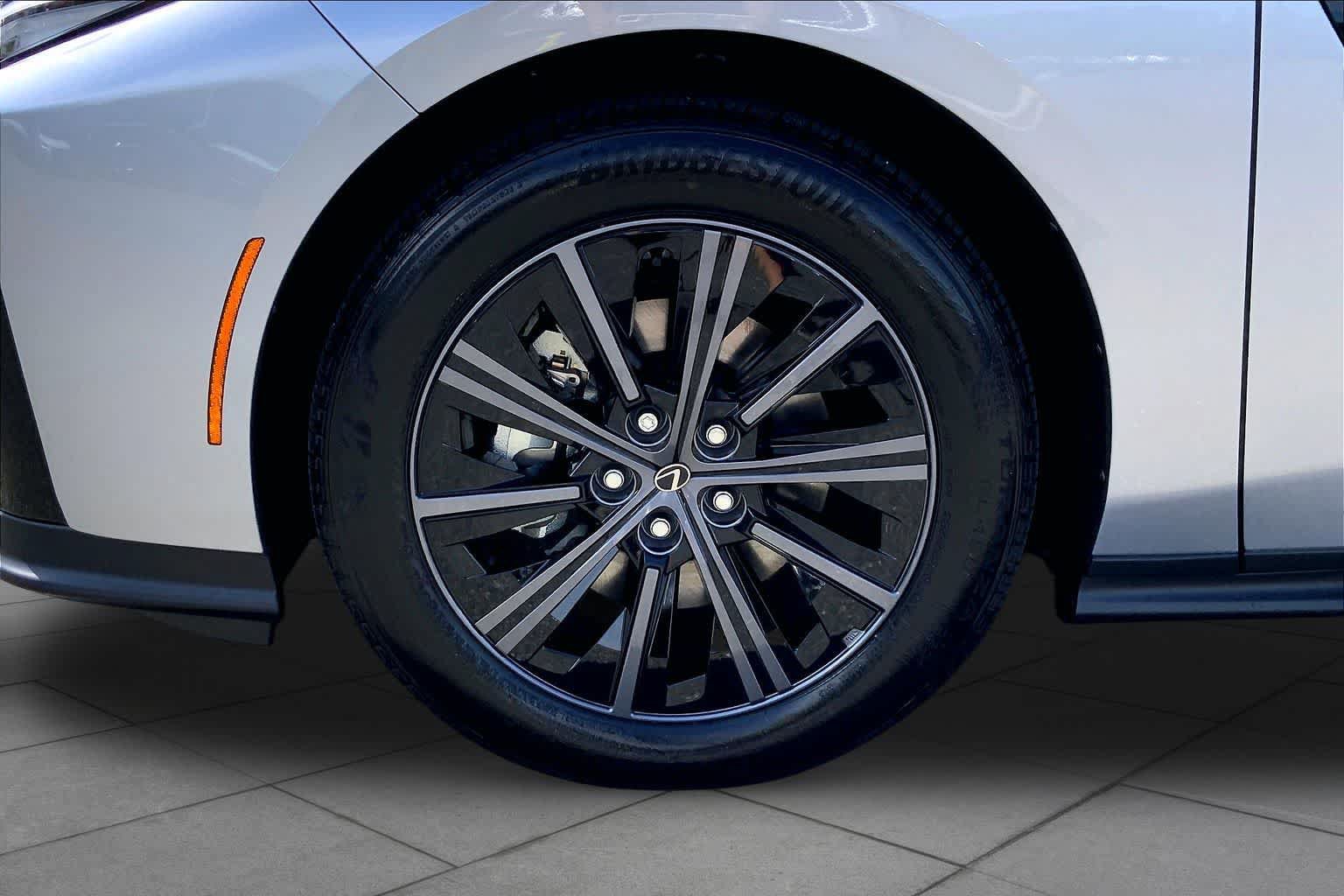 New 2026 Lexus ES 500e w/ Convenience Package AWD/4WD image 11