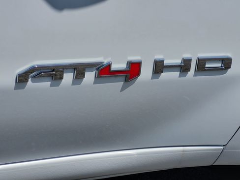 New 2025 GMC Sierra 2500 AT4 w/ Technology Package image 3