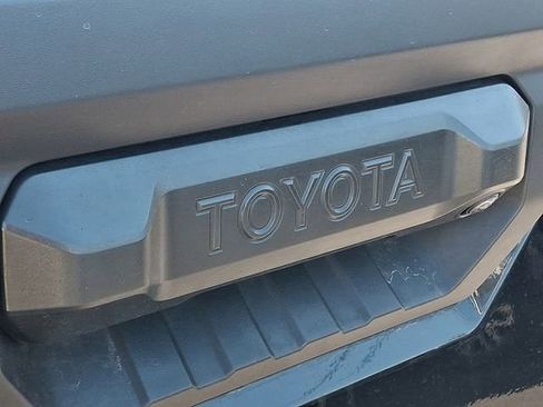 Used 2024 Toyota Tundra SR5 w/ SR5 Premium Package AWD/4WD image 29
