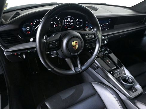 Certified 2022 Porsche 911 Carrera RWD image 4