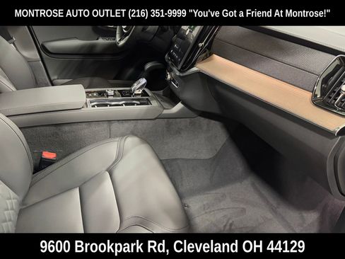 New 2026 Volvo XC90 B6 Plus w/ Protection Package Premier image 48