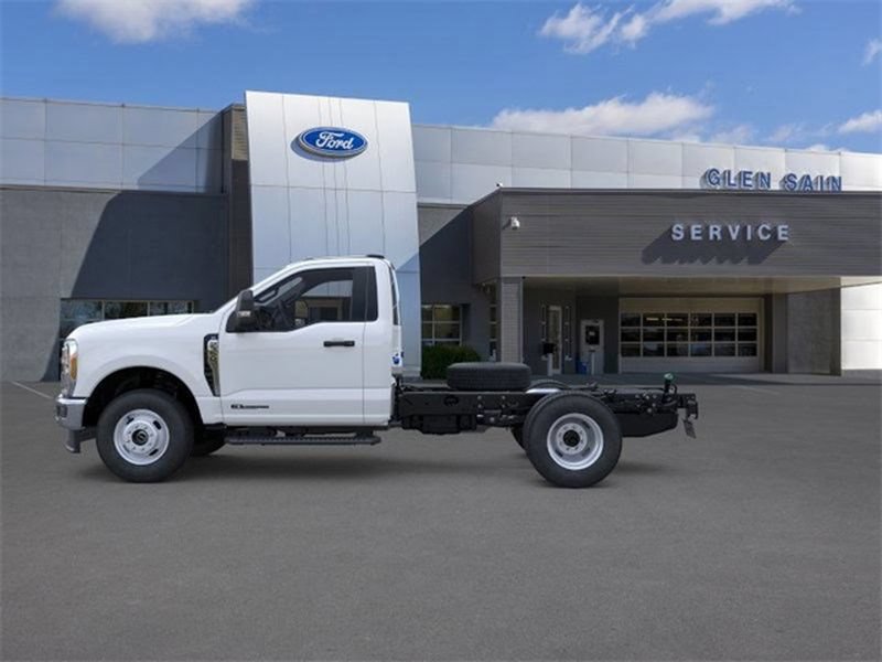 New 2025 Ford F350 XL w/ XL Chrome Package AWD/4WD image 3