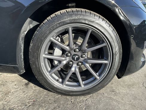 Used 2018 Tesla Model 3 Mid Range image 72