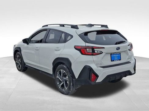 Used 2025 Subaru Crosstrek 2.0i Premium image 4