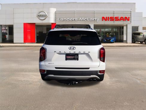 Used 2021 Hyundai Palisade SEL w/ Premium Package image 4