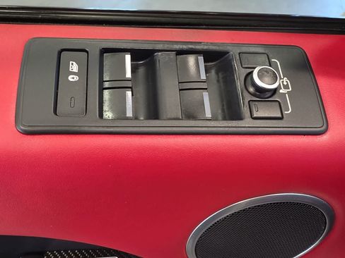 Used 2017 Land Rover Range Rover Sport SVR AWD/4WD image 19