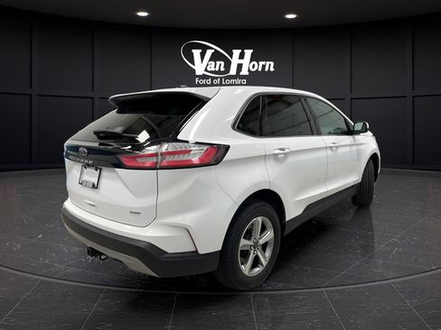 Used 2024 Ford Edge SEL w/ Convenience Package AWD/4WD image 7