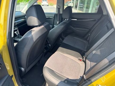 Certified 2024 Kia Seltos X-Line AWD/4WD image 15