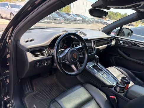 Used 2018 Porsche Macan S AWD/4WD image 5