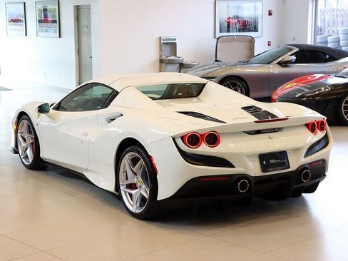 Certified 2022 Ferrari F8 Tributo image 2