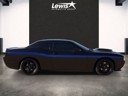 Used 2010 Dodge Challenger R/T w/ Mopar 10 Pkg RWD image 5
