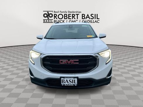 Used 2021 GMC Terrain SLE w/ Driver Convenience Package AWD/4WD image 3