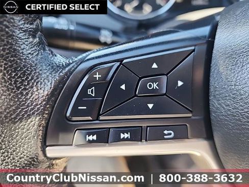 Certified 2019 Nissan Rogue SV image 19