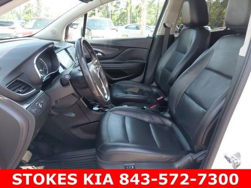 Used 2019 Buick Encore Essence AWD/4WD image 22