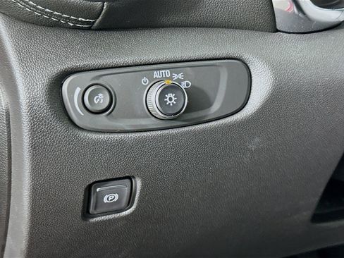 New 2025 Chevrolet Blazer LT w/ Midnight/Sport Edition image 10