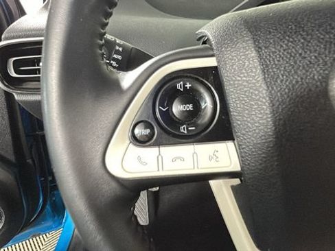 Used 2019 Toyota Prius Prime Premium FWD image 15