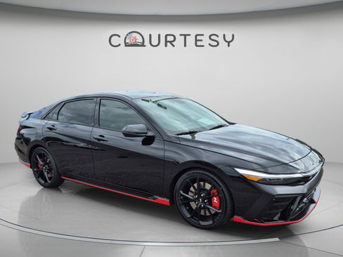 New 2026 Hyundai Elantra N FWD image 7