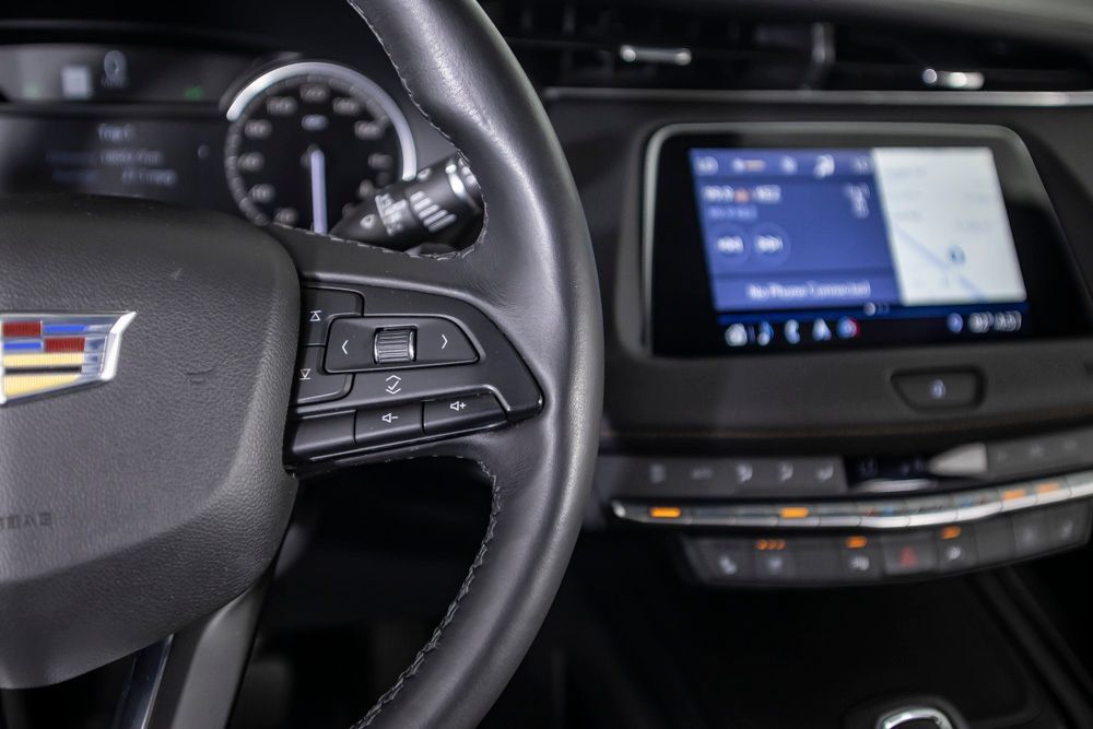 Used 2019 Cadillac XT4 Premium Luxury FWD image 38
