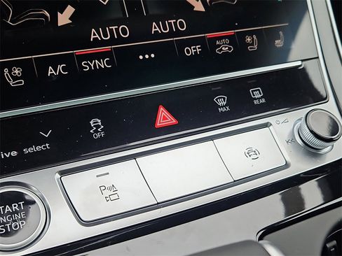 New 2026 Audi Q8 Premium Plus image 11