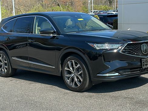 Used 2023 Acura MDX SH-AWD w/ Technology Package image 2